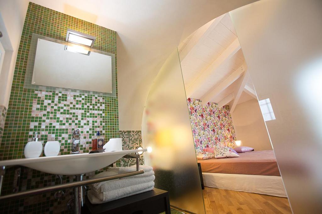 Bed&Breakfast Jsuite ジョーイア・デル・コッレ 部屋 写真